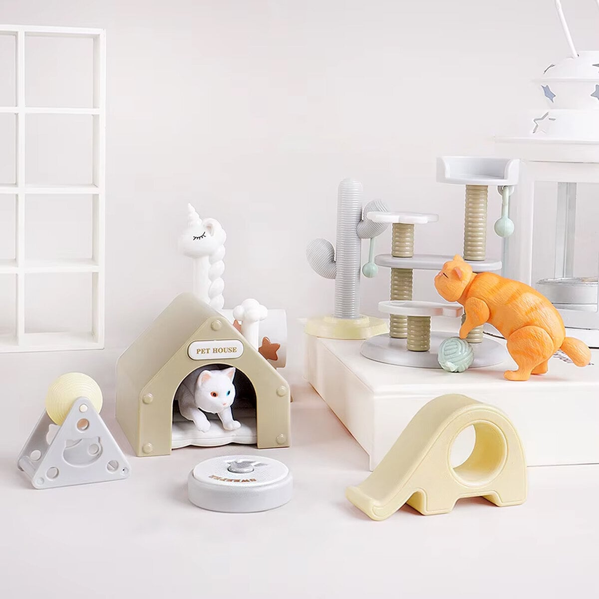 Lovable Pet Cat Houses Blind Box