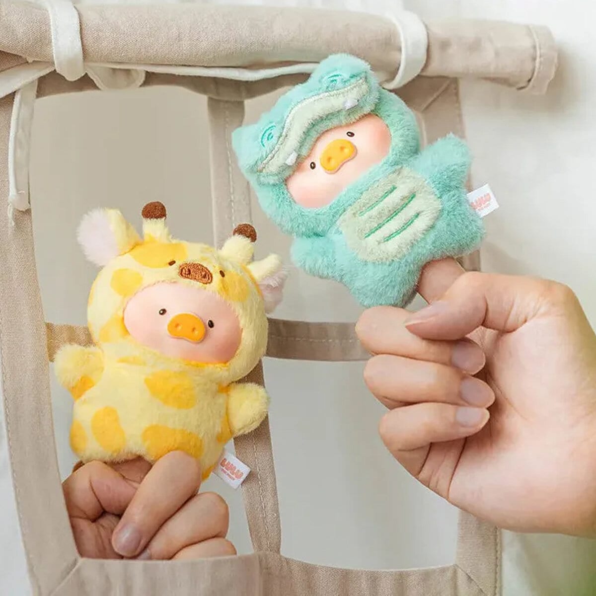 Lulu The Piggy Animal Party Puppet Show Blind Box