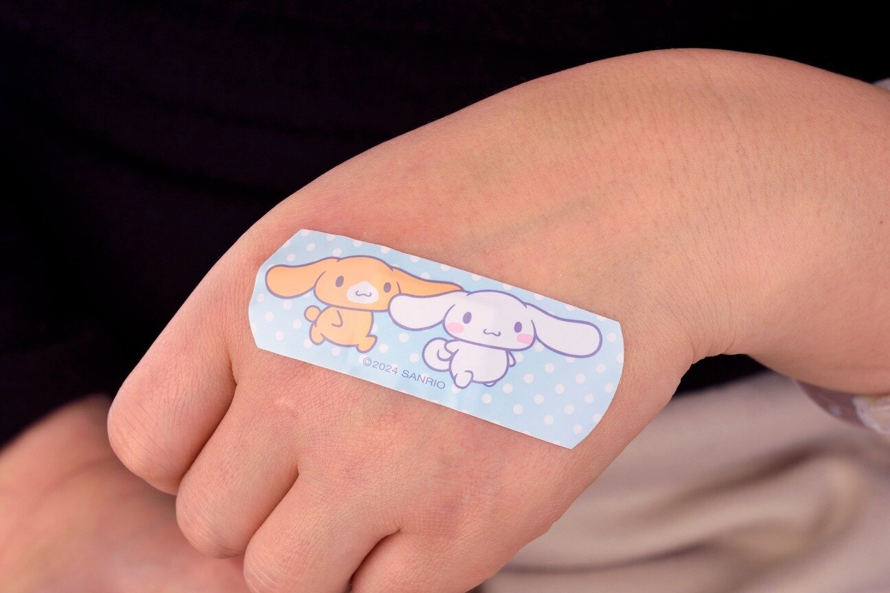 Cinnamoroll-plåster, 24-pack i plåtask