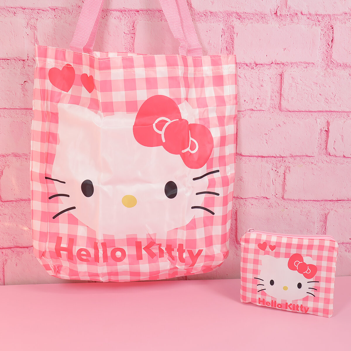 Ihopvikbar shoppingpåse - Rutig Hello Kitty