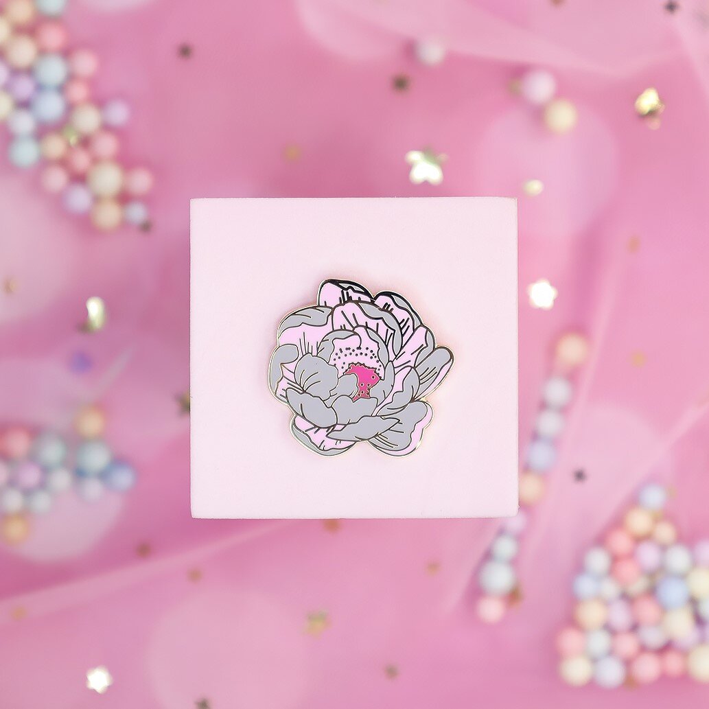 Pin - Rosa blomma