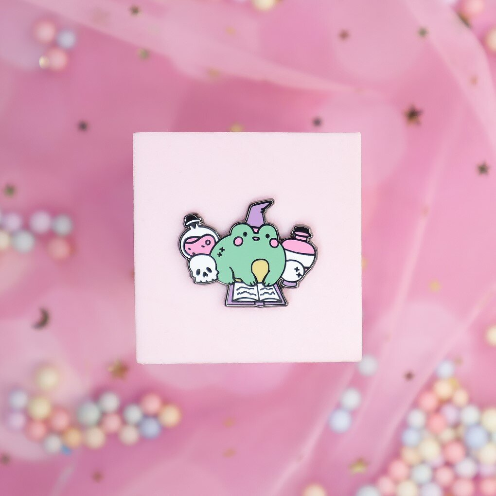 Pin - Froggy Wizard