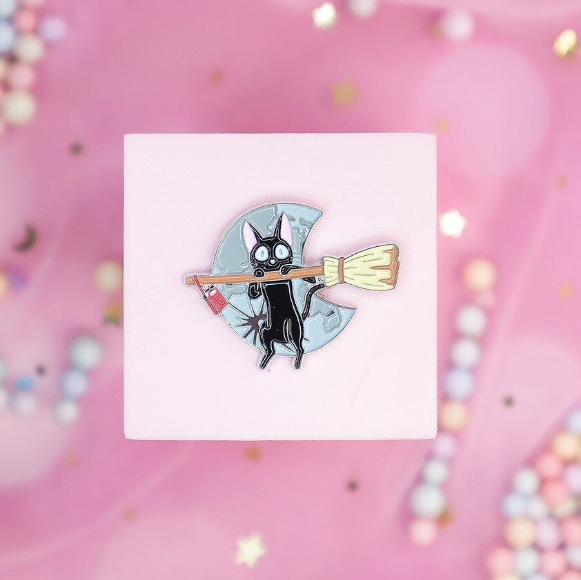 Pin - Jiji på kvast