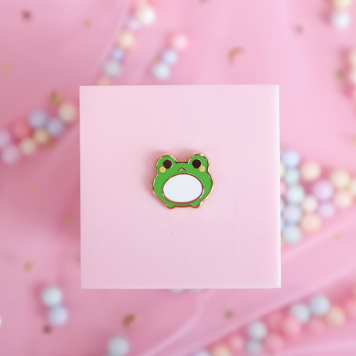 Pin - Smol frog