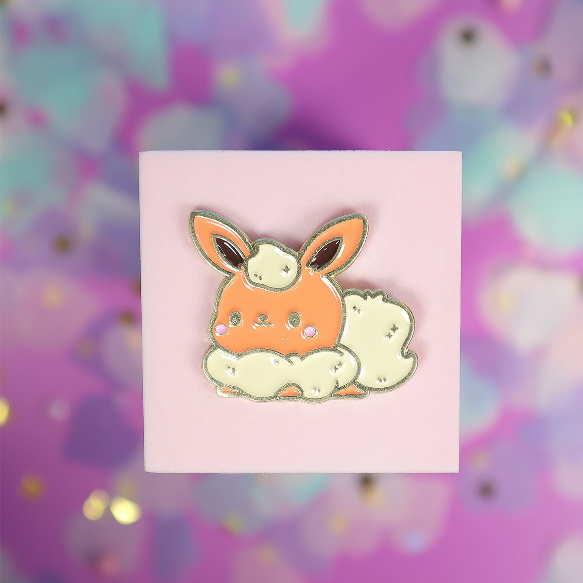 Pin - Chibi Flareon