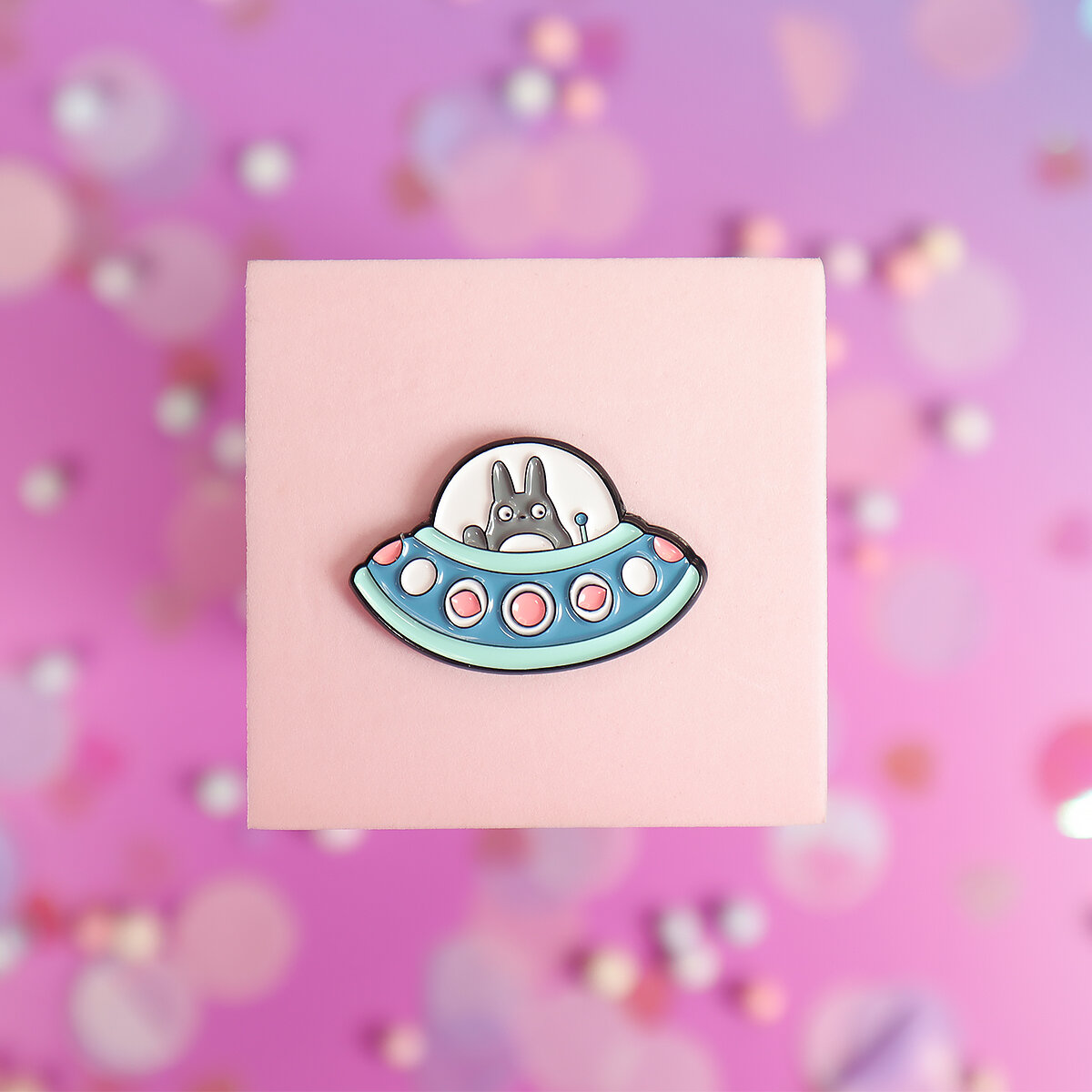 Pin - Totoro UFO
