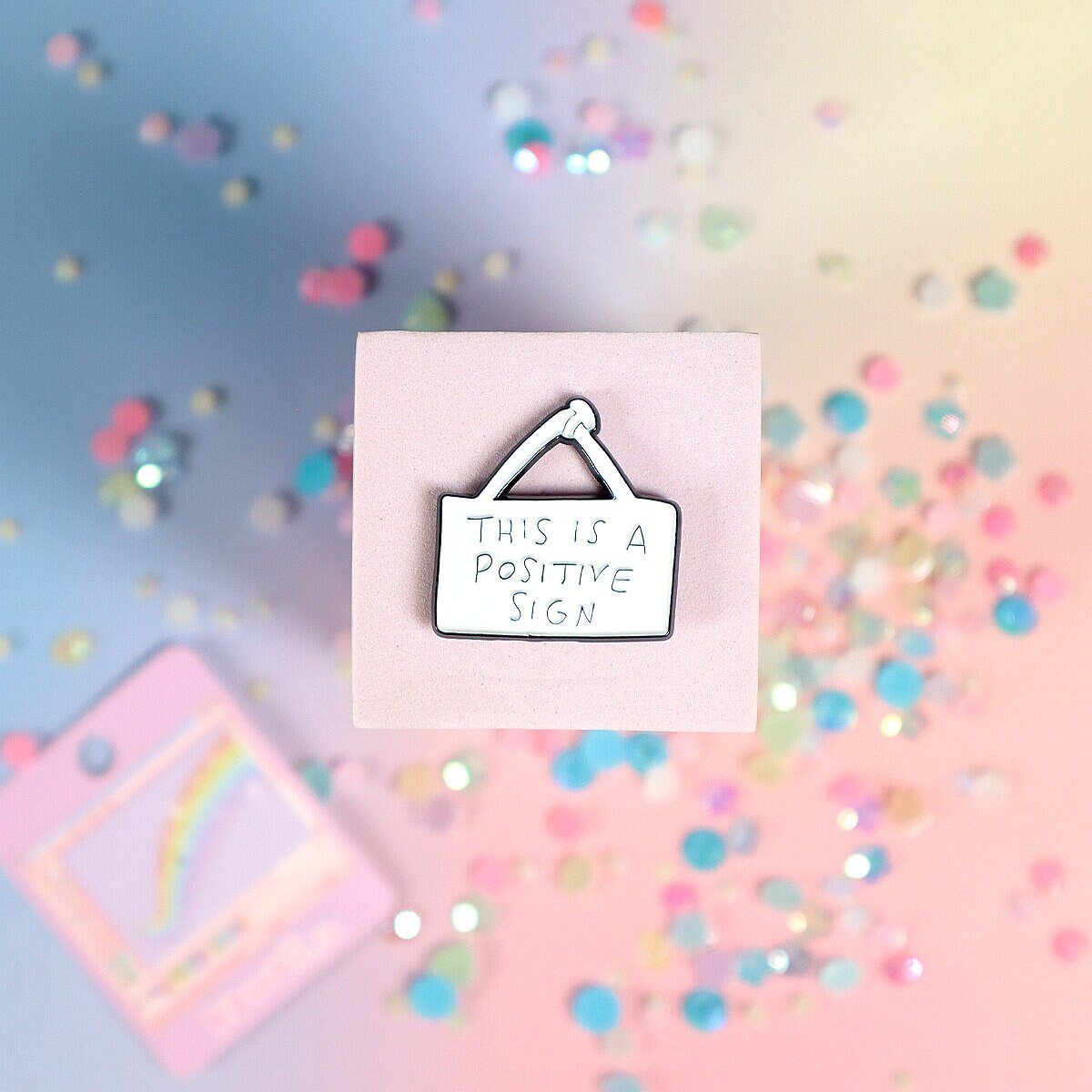 Pin - Positive sign