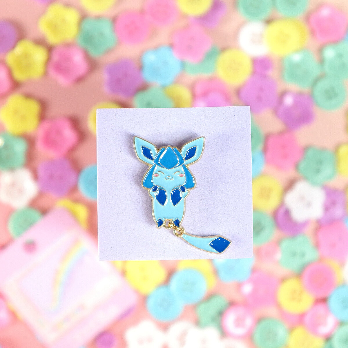 Pin - Glaceon med svans