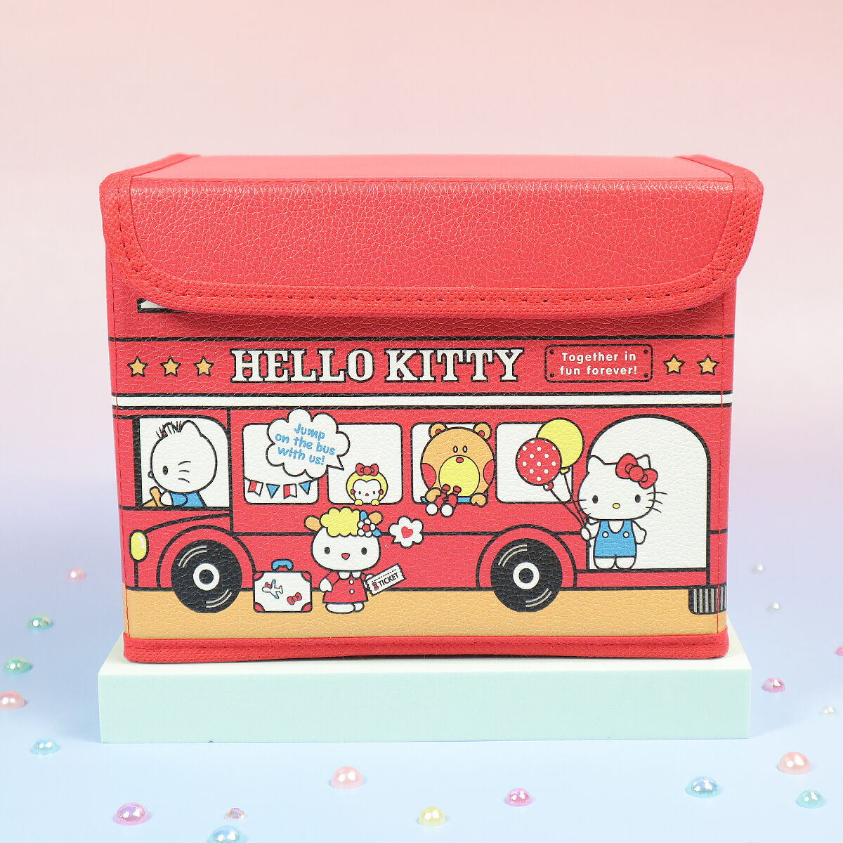 Röd förvaringslåda med lock - Hello Kitty buss