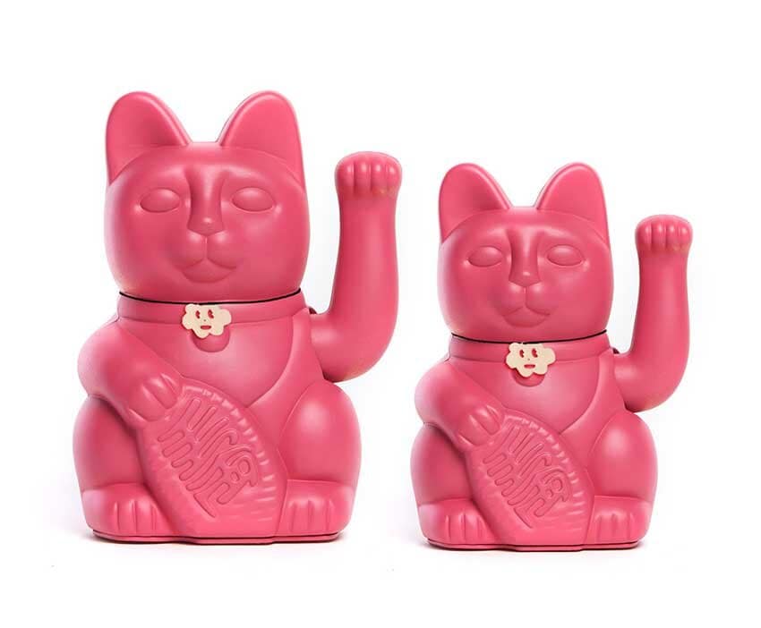 Mörkrosa maneki neko