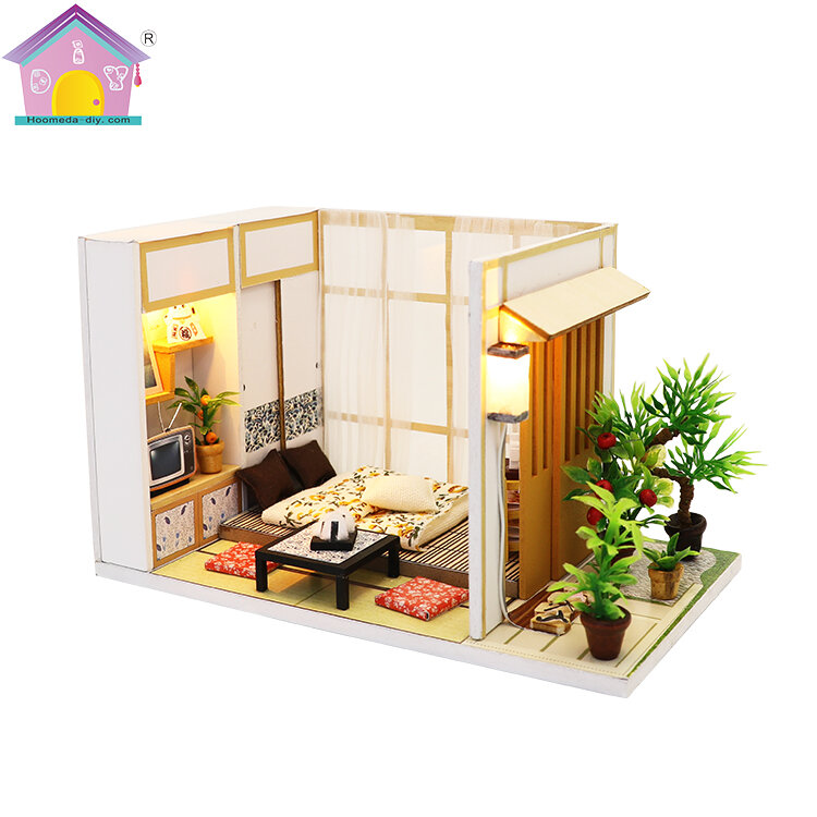 Miniatyrhus DIY Charming House (S902)