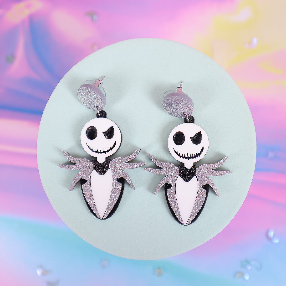 Stiftörhängen - Jack Skellington i glittrig kostym