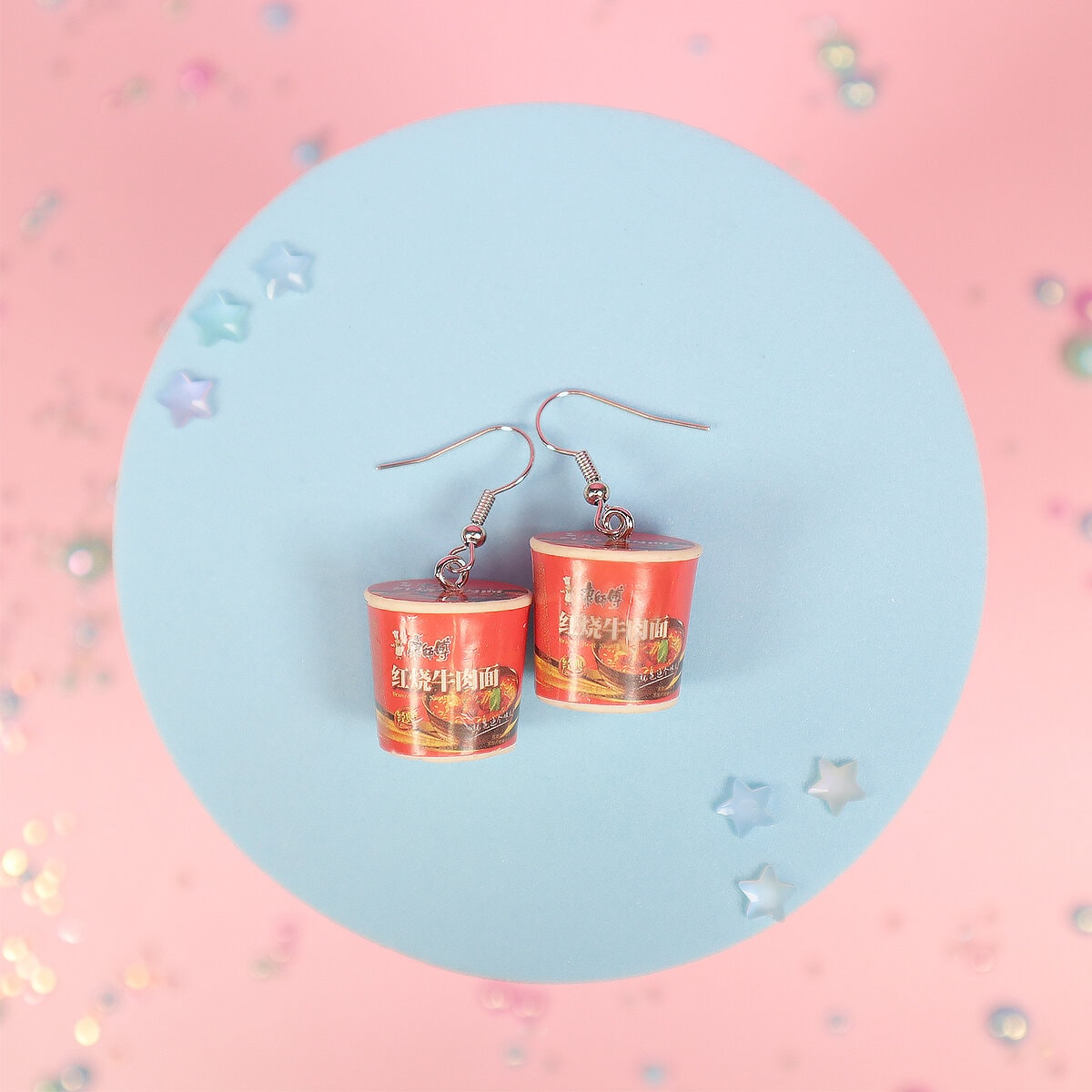 Örhängen - Cup noodles beef