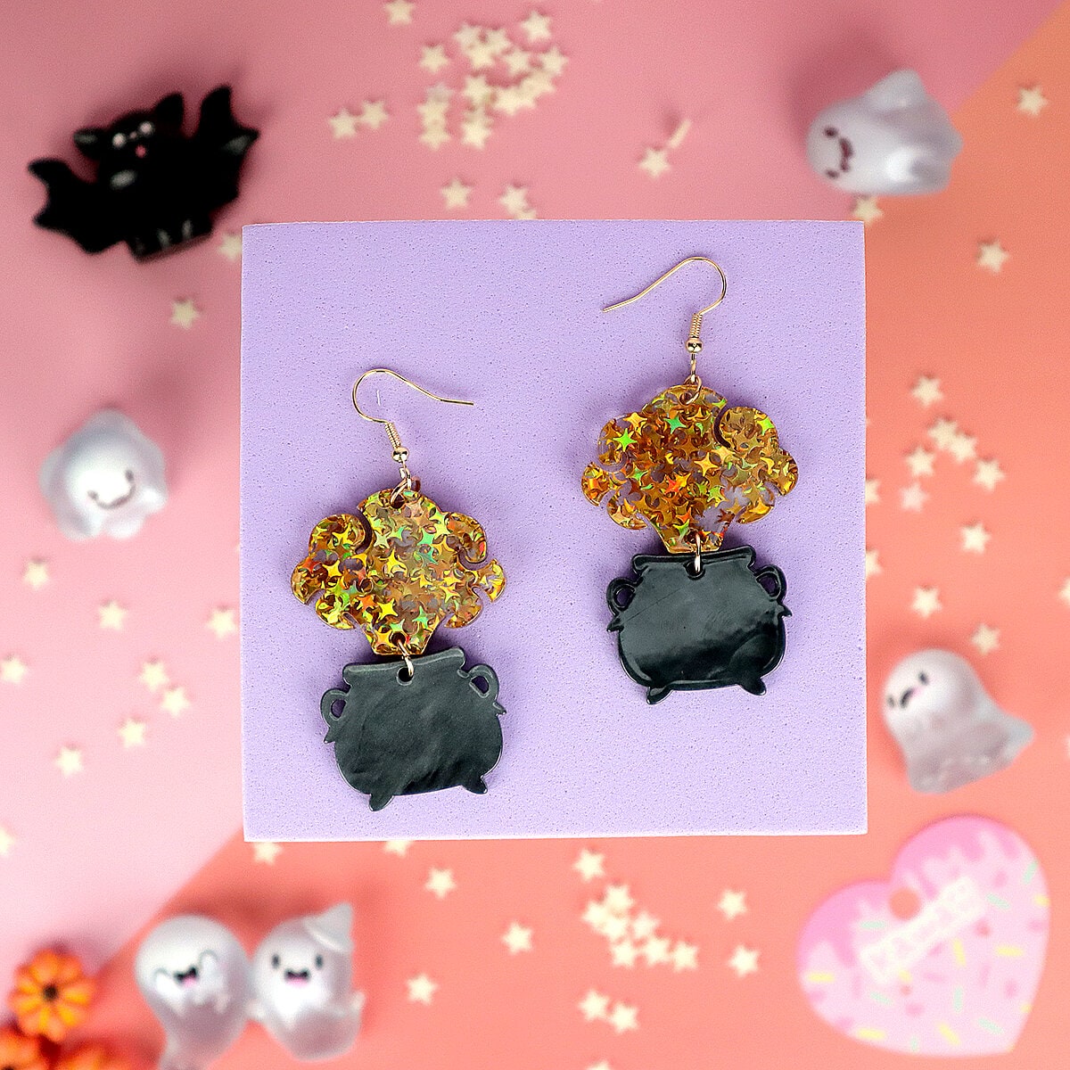 Örhängen - Kittel med guldig rök