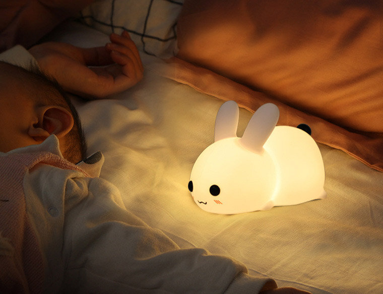 Gullig kanin-nattlampa
