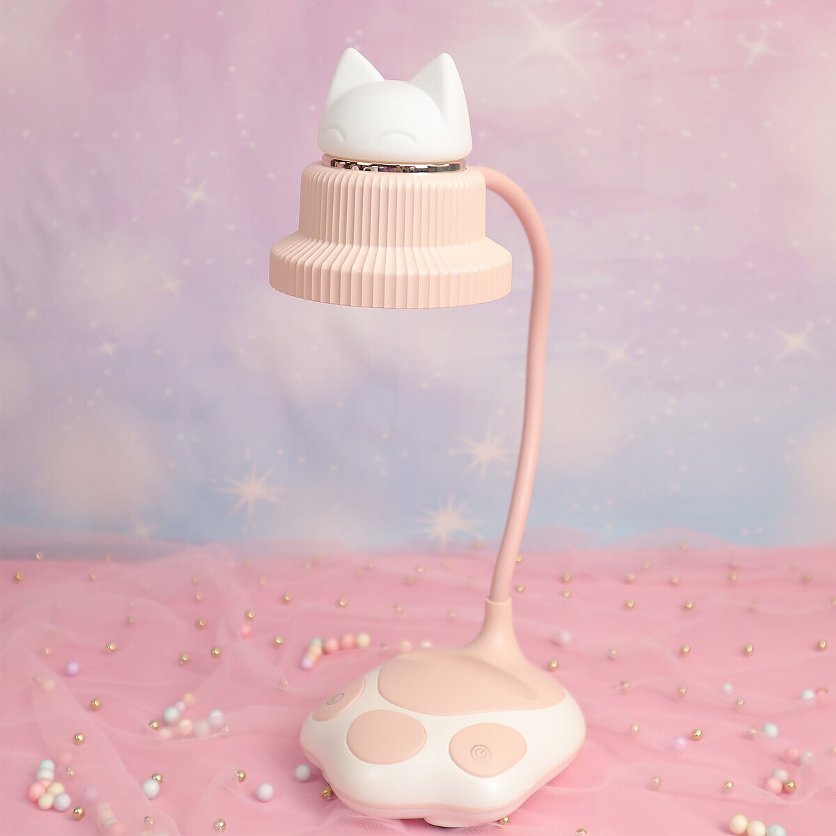 Kattig skrivbordslampa