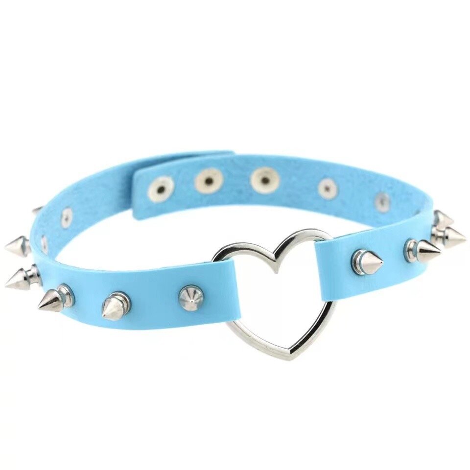 Blå heart choker med nitar