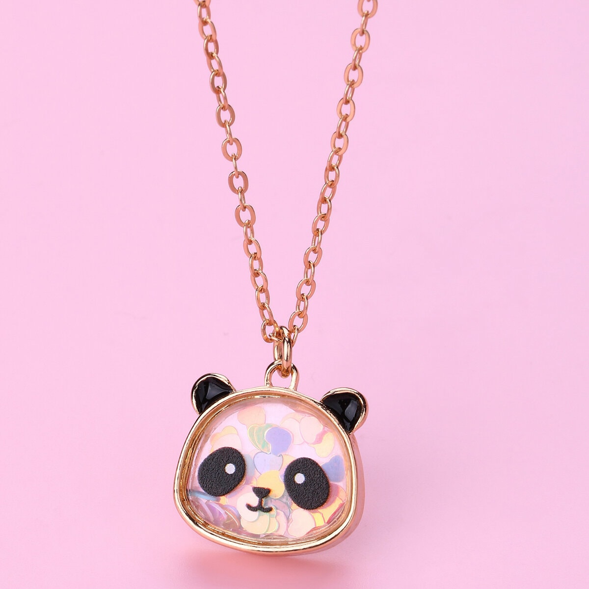 Halsband - Panda med hjärtan i
