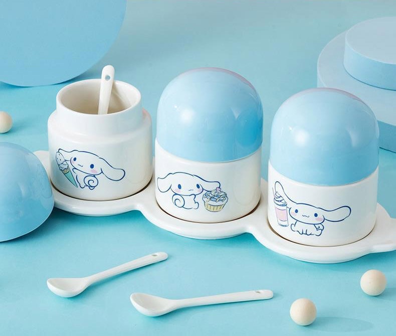 Cinnamoroll-fat med skålar