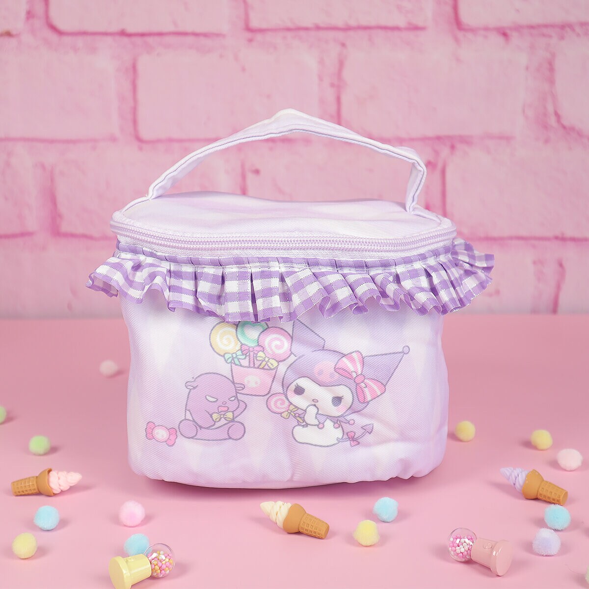 Sanrio necessär med volang