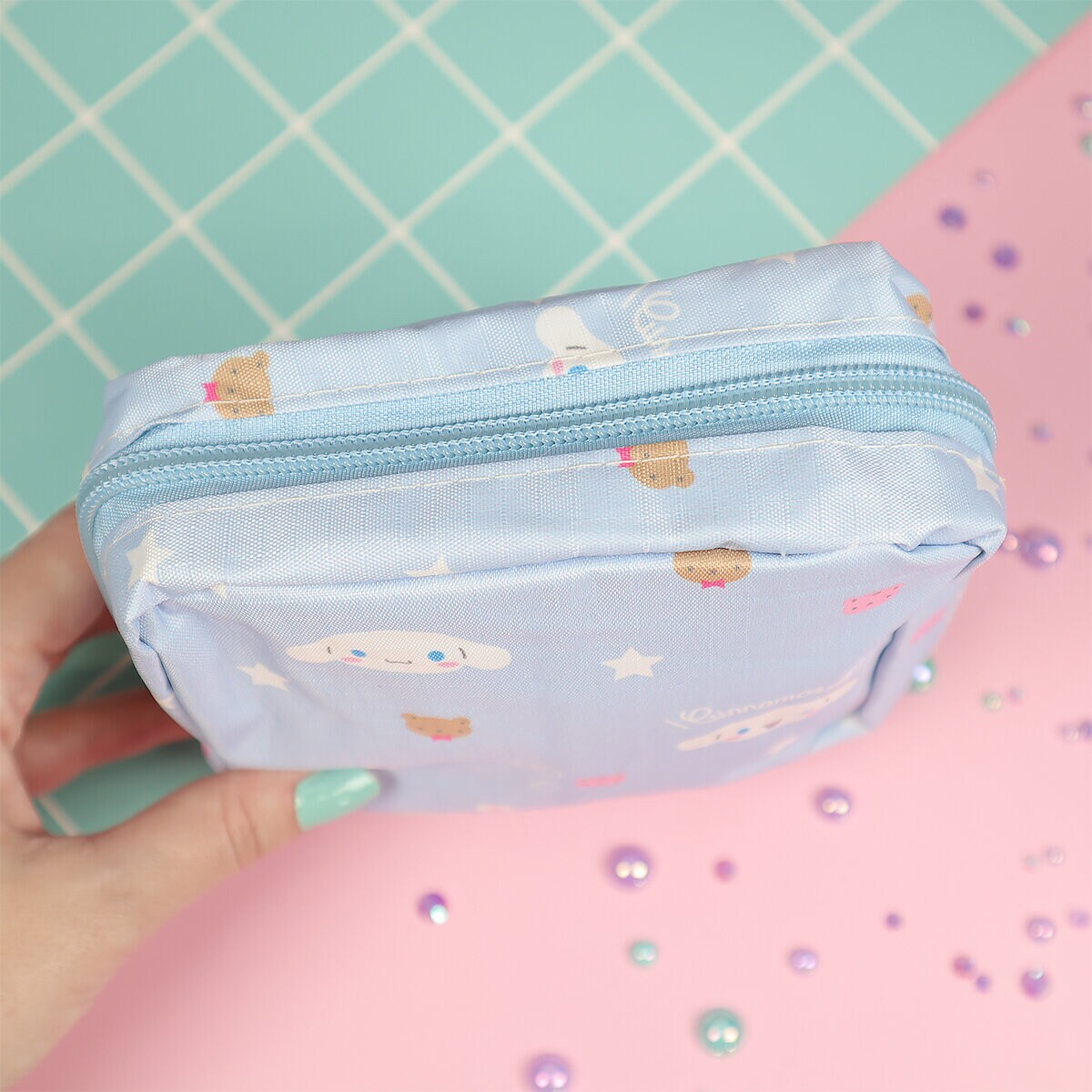 Kvadratisk Cinnamoroll-necessär