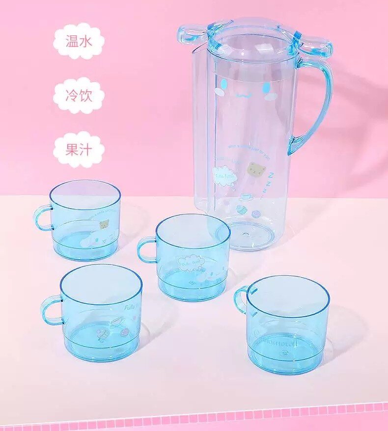 Sanrio karaff med muggar