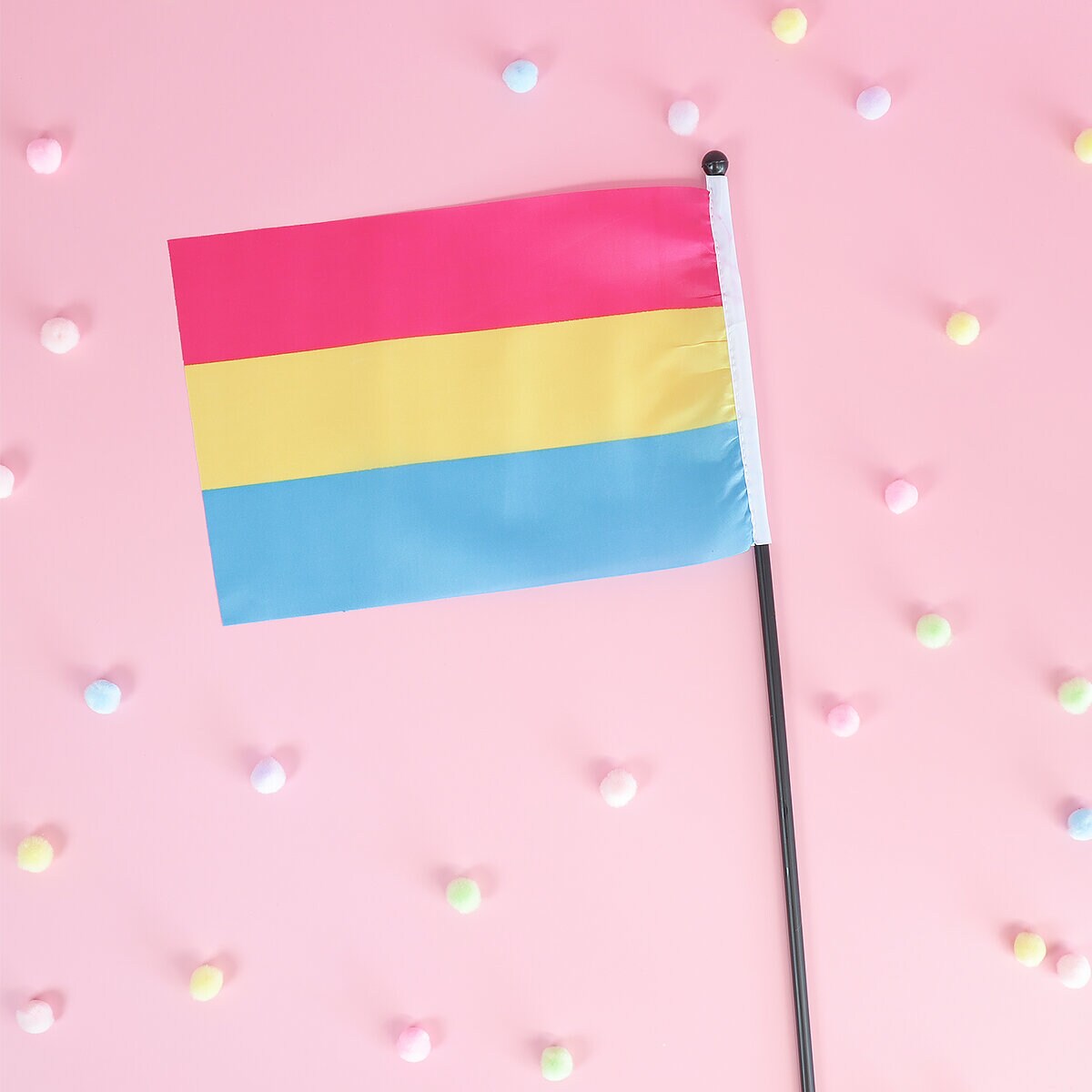 Pan-flagga på pinne - small