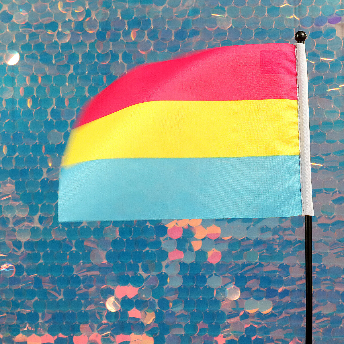 Liten pan-flagga