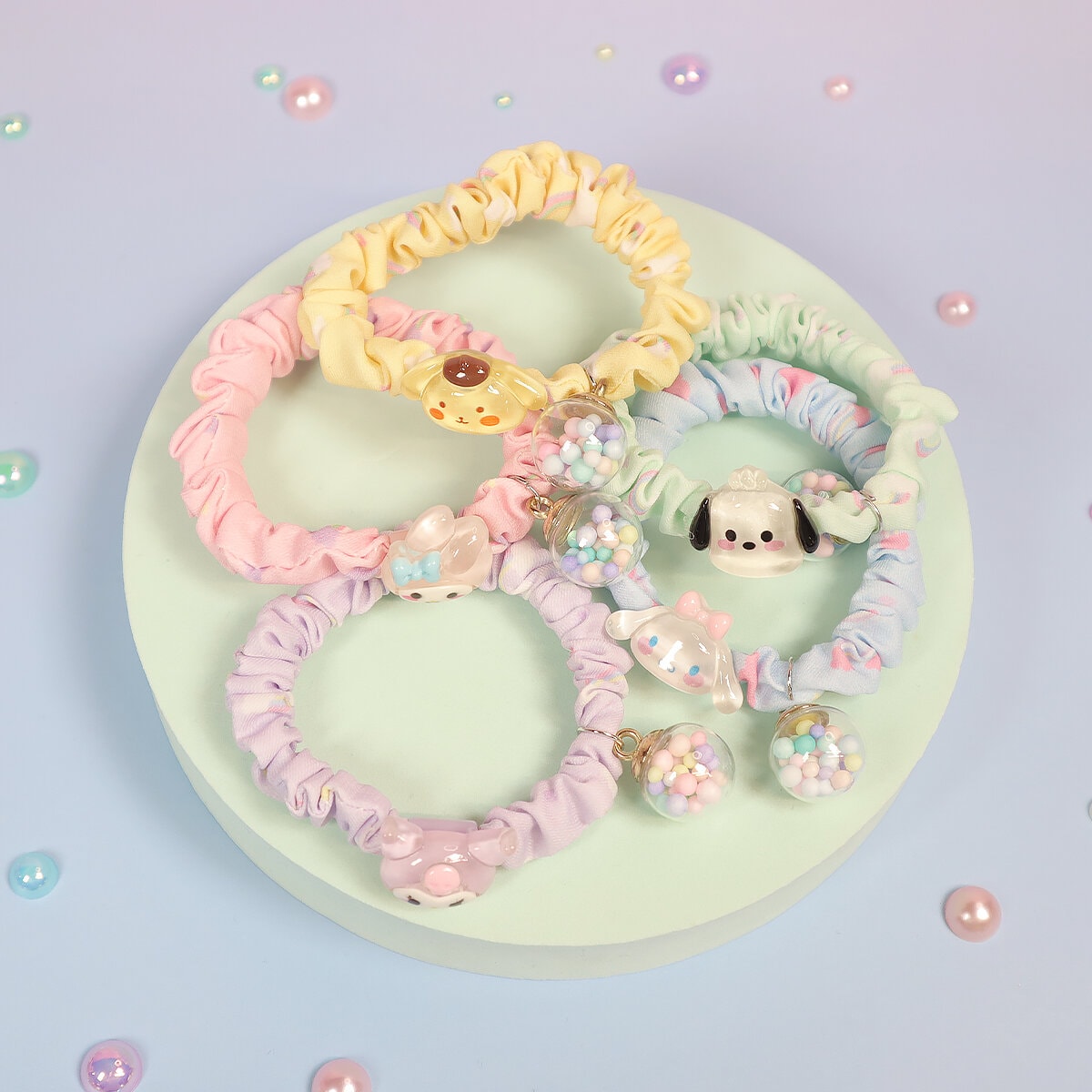 Sanrio-scrunchie med glaskula, huvud