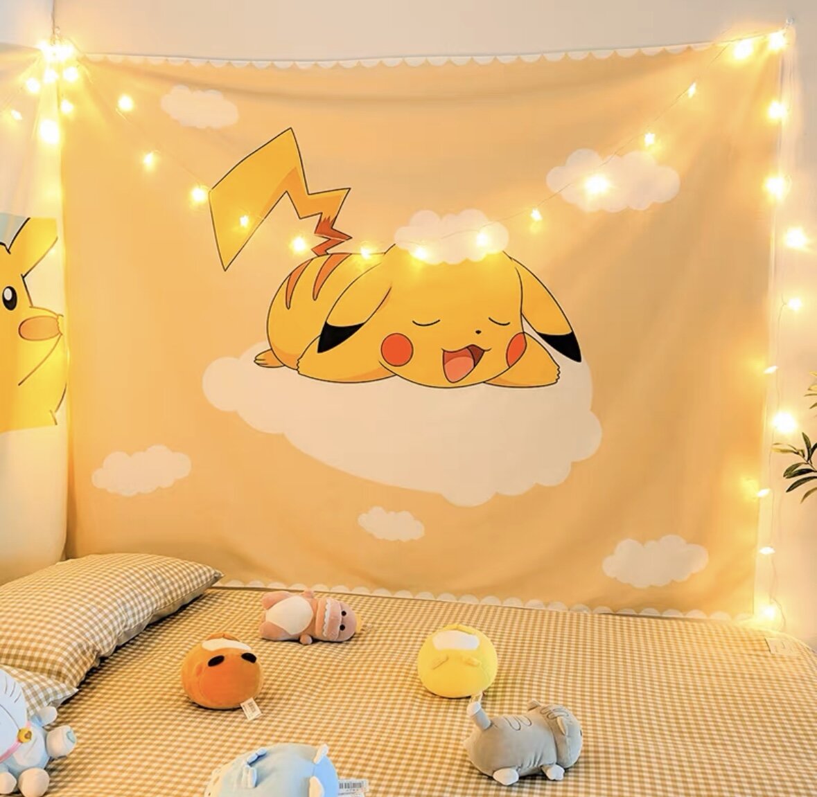 Väggdekoration sovande Pikachu, med ljusslinga