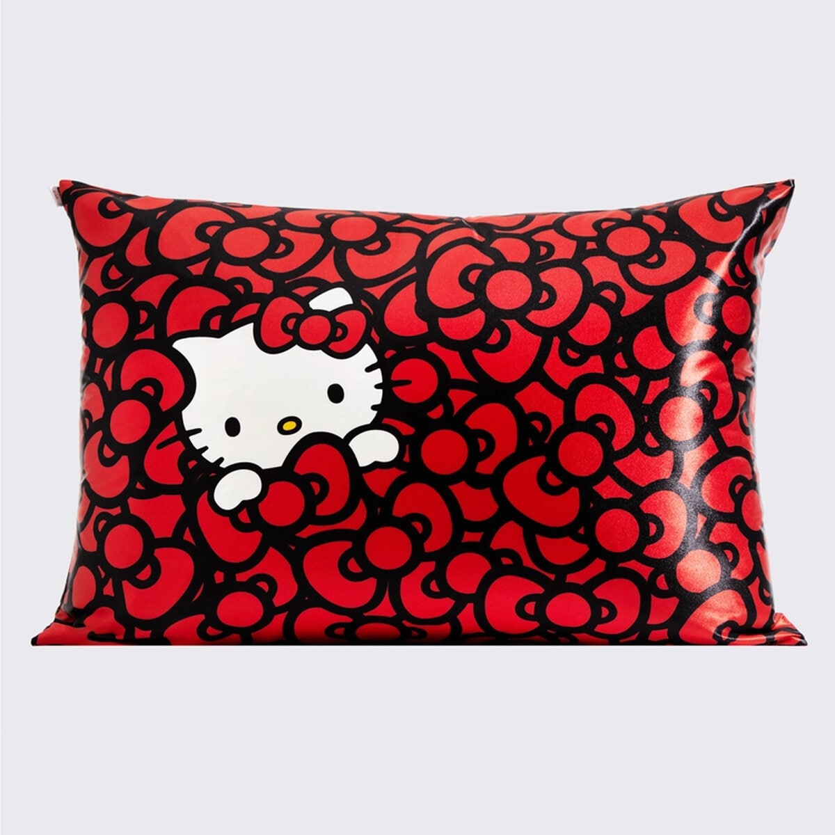 Pillowcase - Hello Kitty in A Sea of Bows