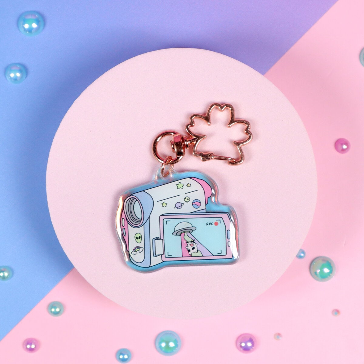 Glittrig bag charm - Alien cam