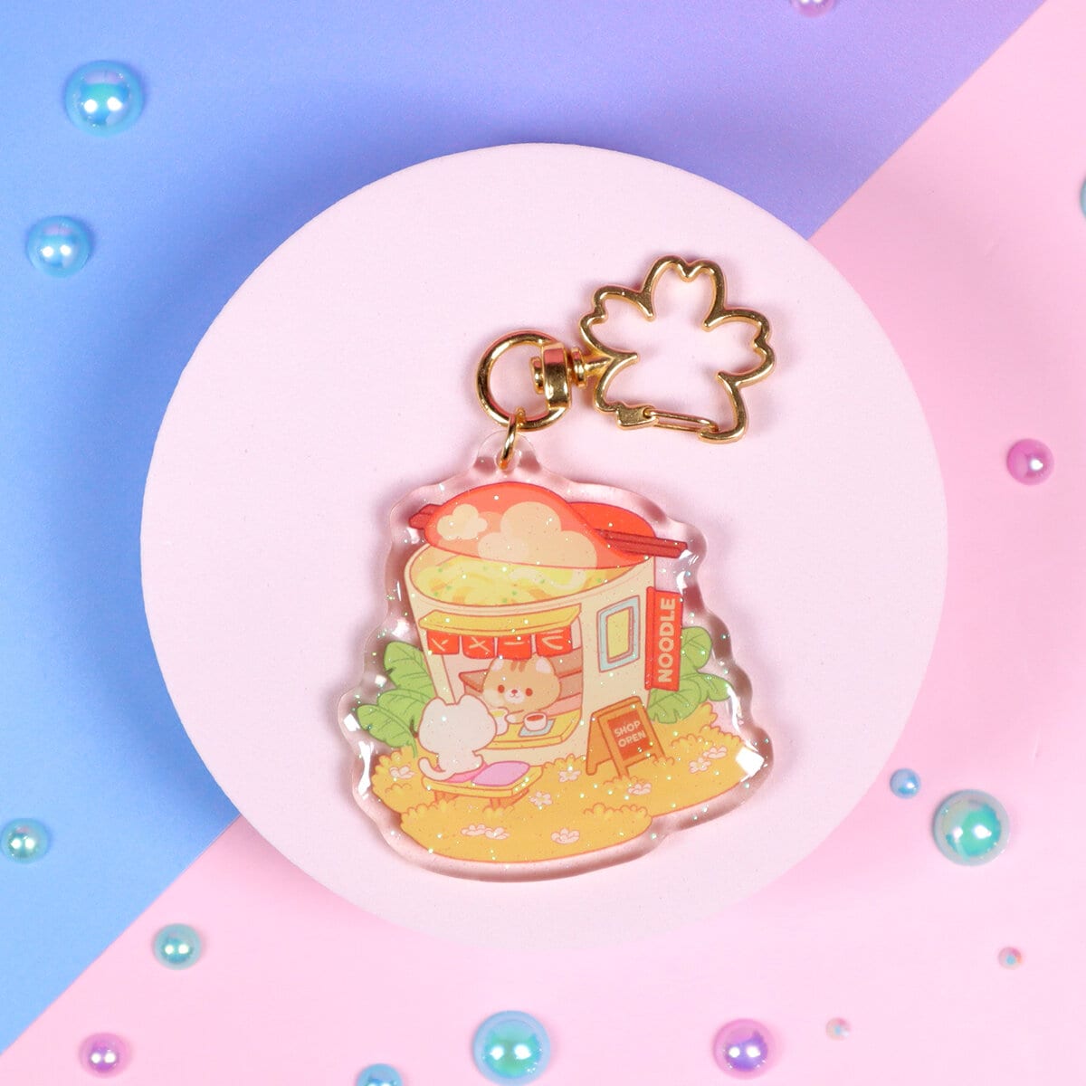 Glittrig bag charm - Noodle shop