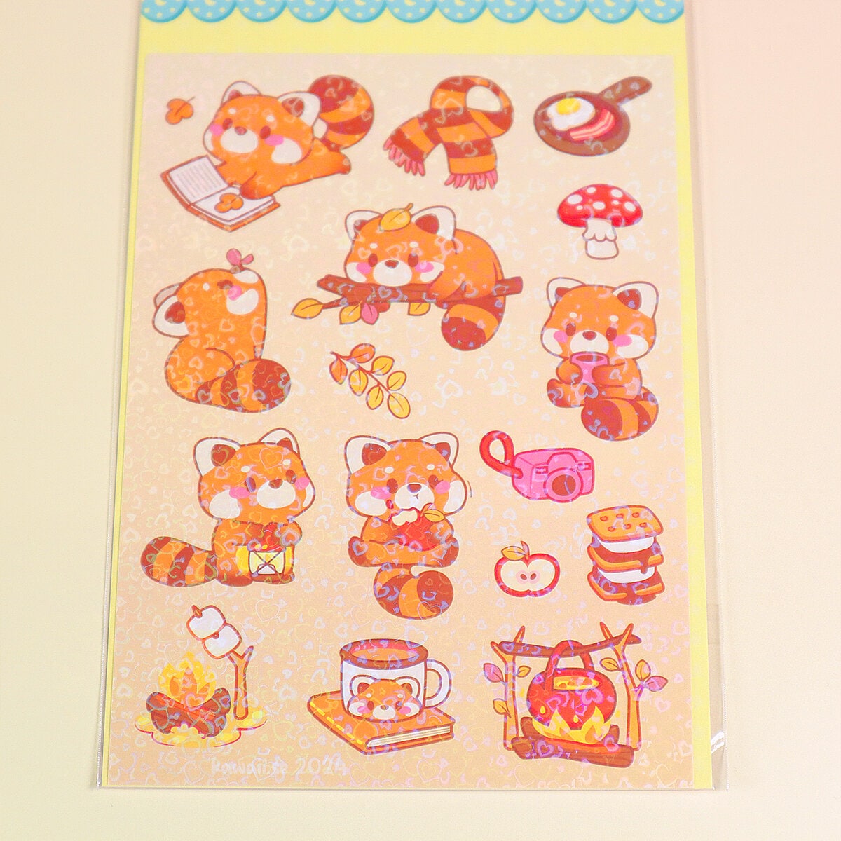 Stickersark A6 - Autumn red panda