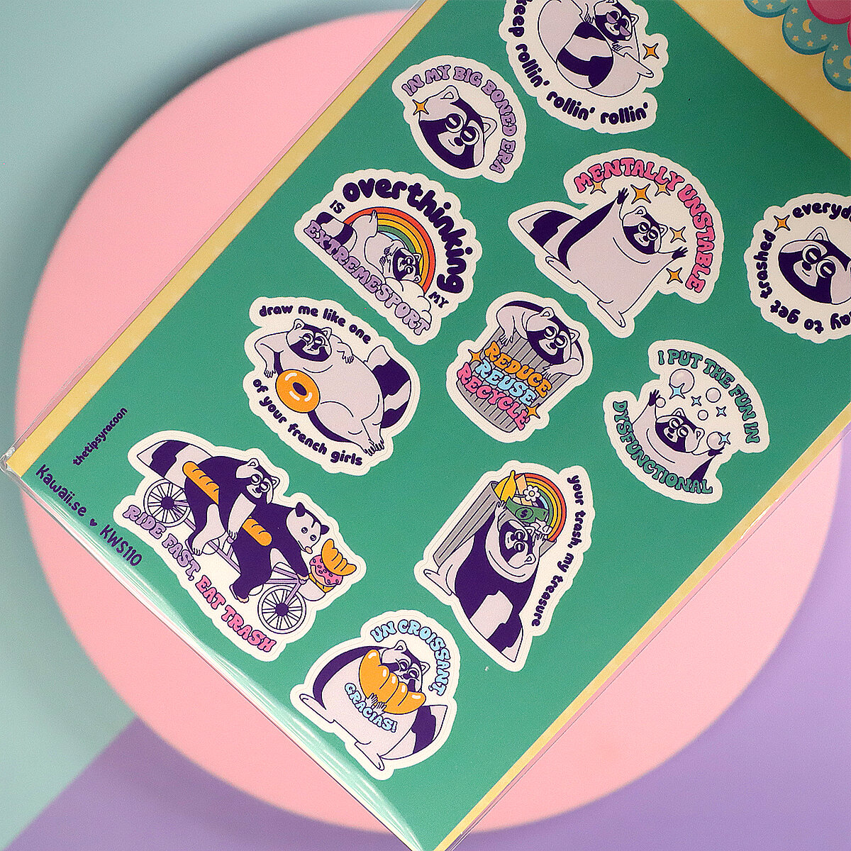 Stickersark A6 - Trashy raccoon