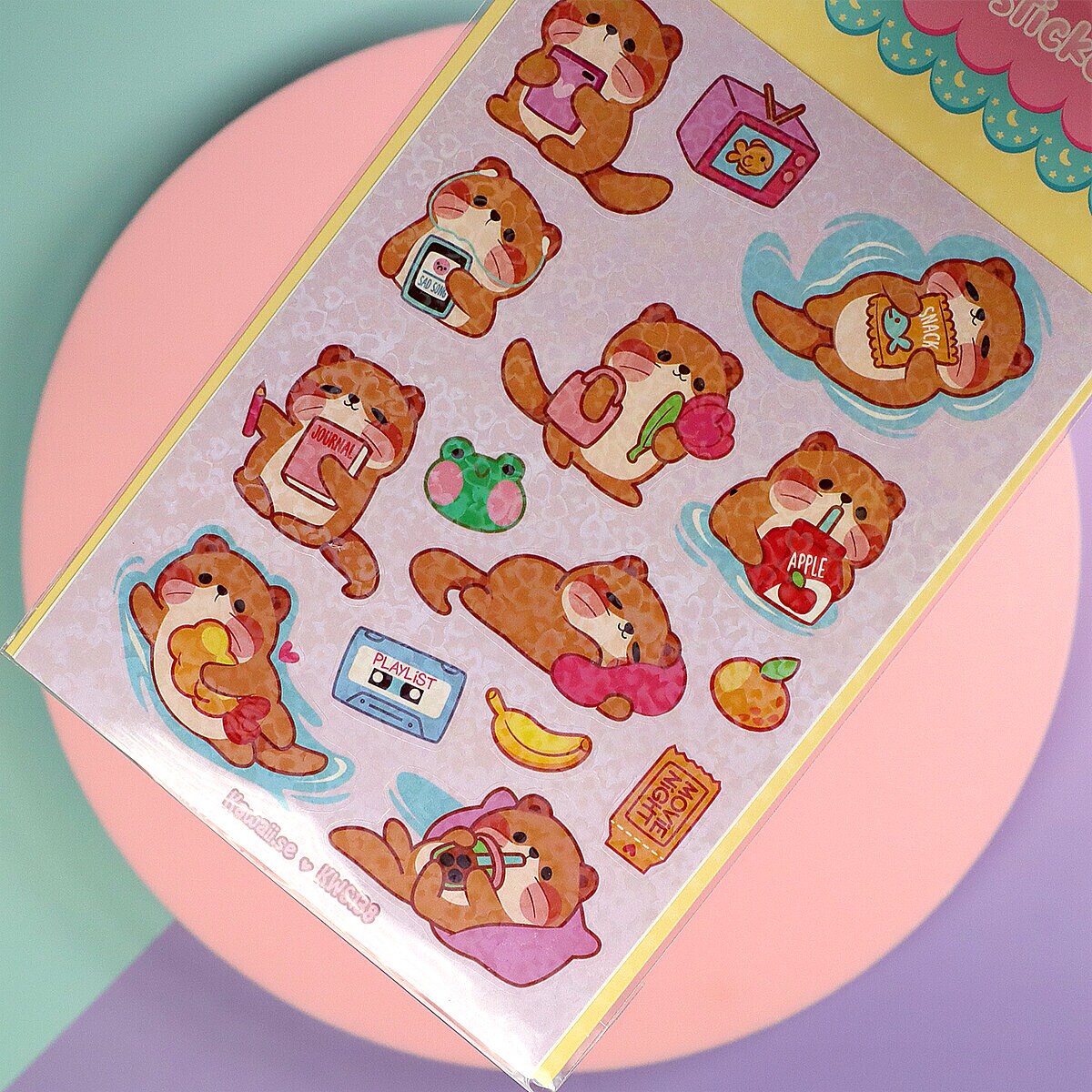 Stickersark A6 - Snacky otter