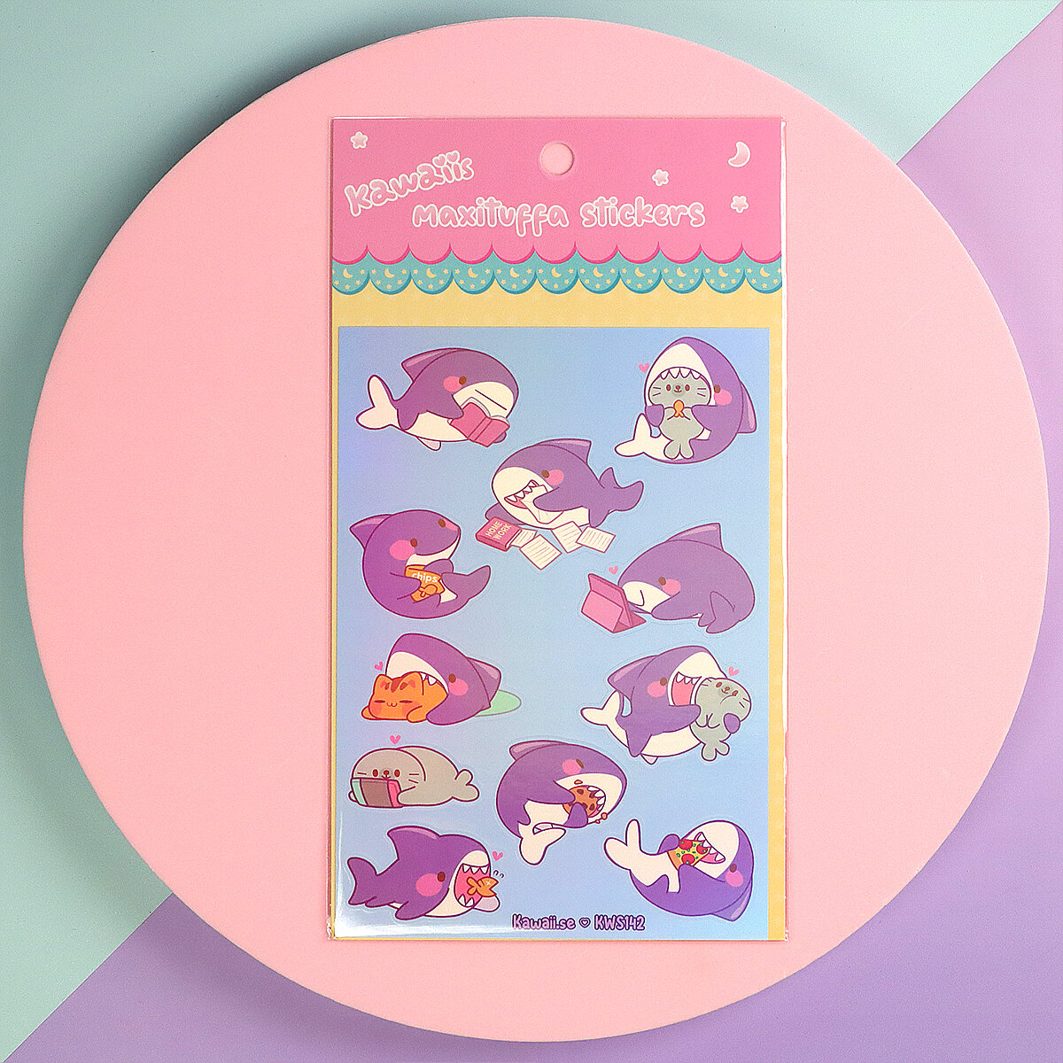 Stickersark A6 - Shark doing shark stuff