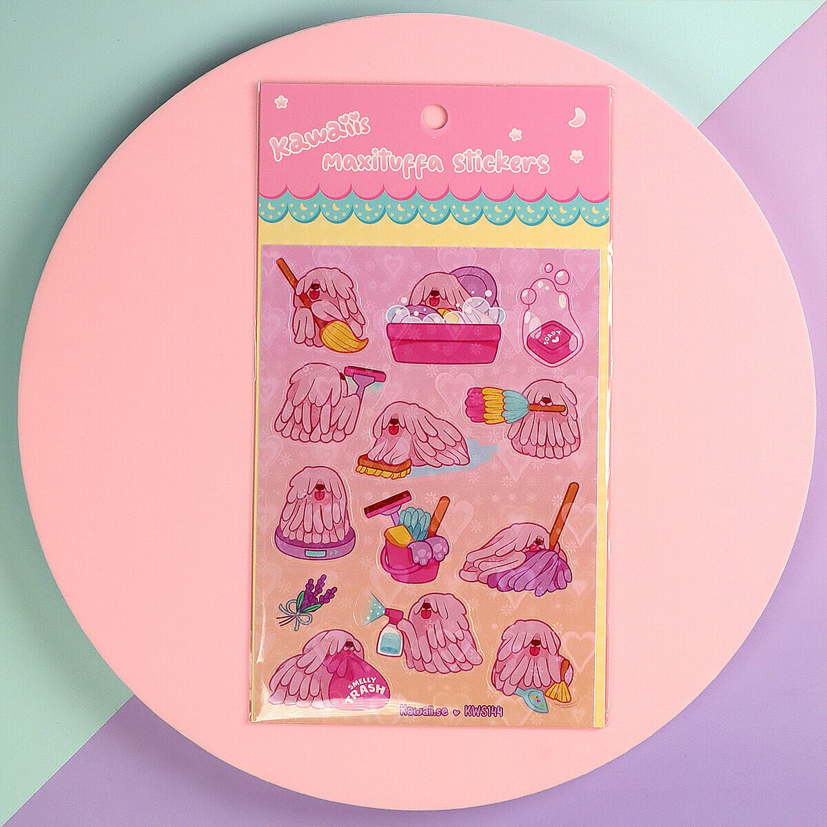 Stickersark A6 - Szipi the puli doing the cleaning