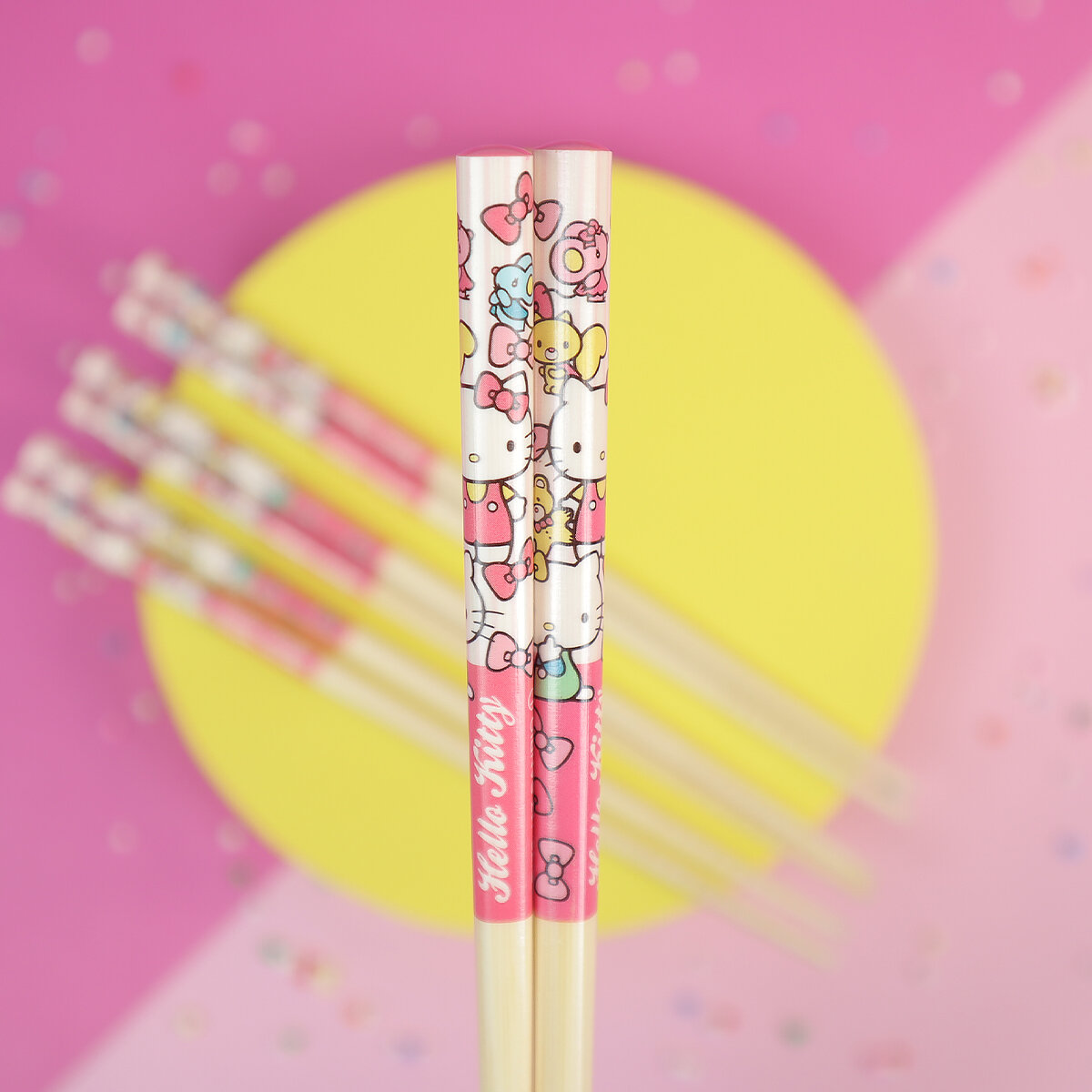 Ätpinnar - Hello Kitty med rosetter