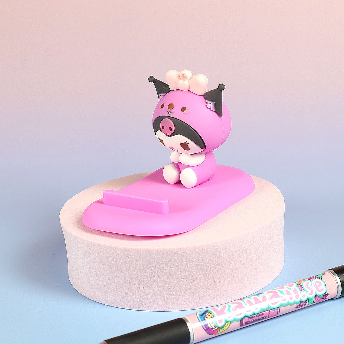 Mobilstöd - Kuromi i pyjamas