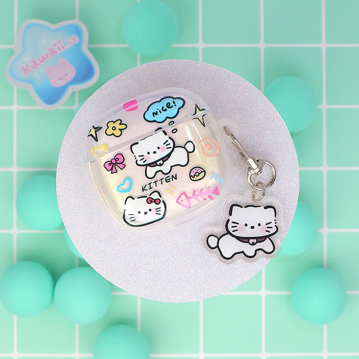 Airpodfodral med Bag Charm - Nice Kitten