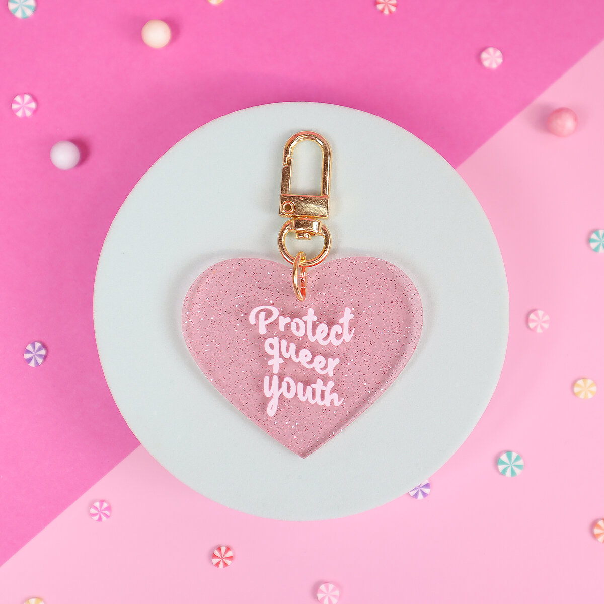 Glitter heart key ring - Protect queer youth