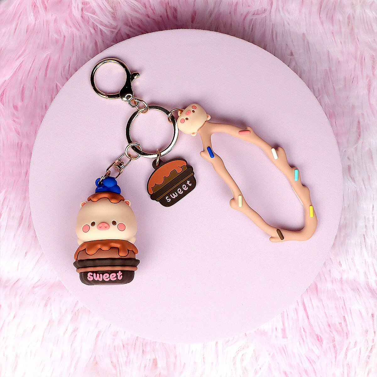 Bag charm - Dessert Pig Chocolate Blueberry Cake