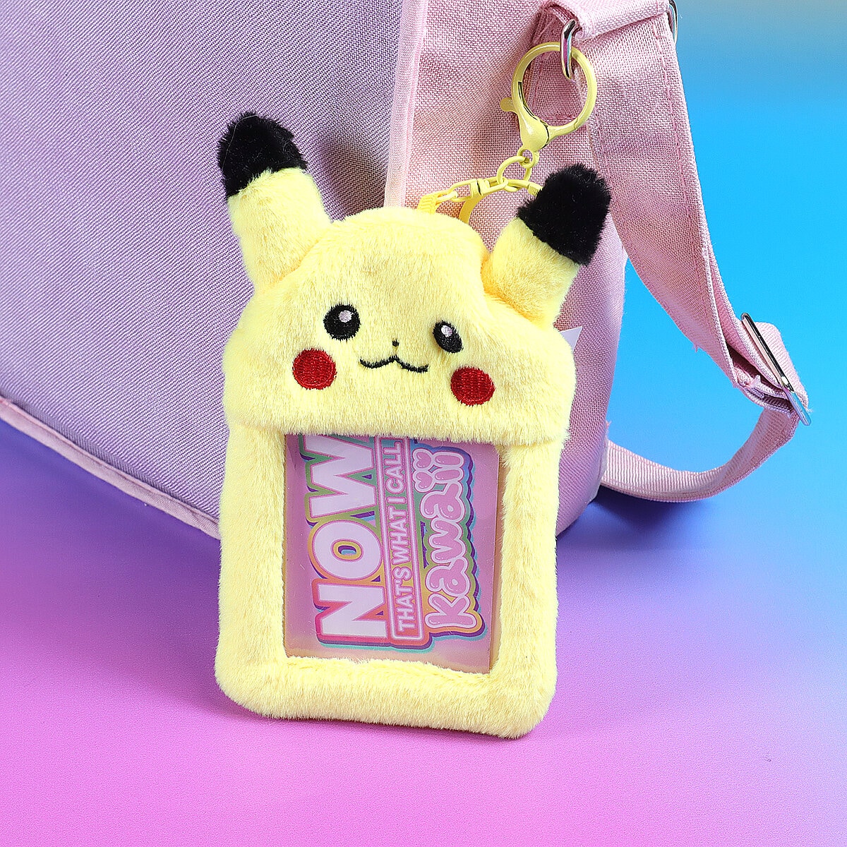 Fluffig korthållare - Pikachu