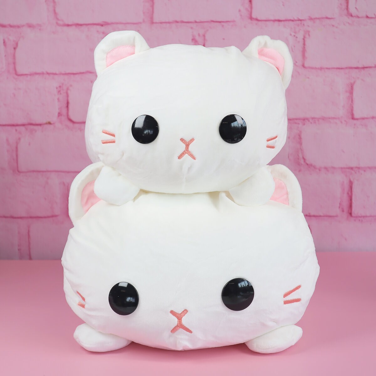White Cat-plushie