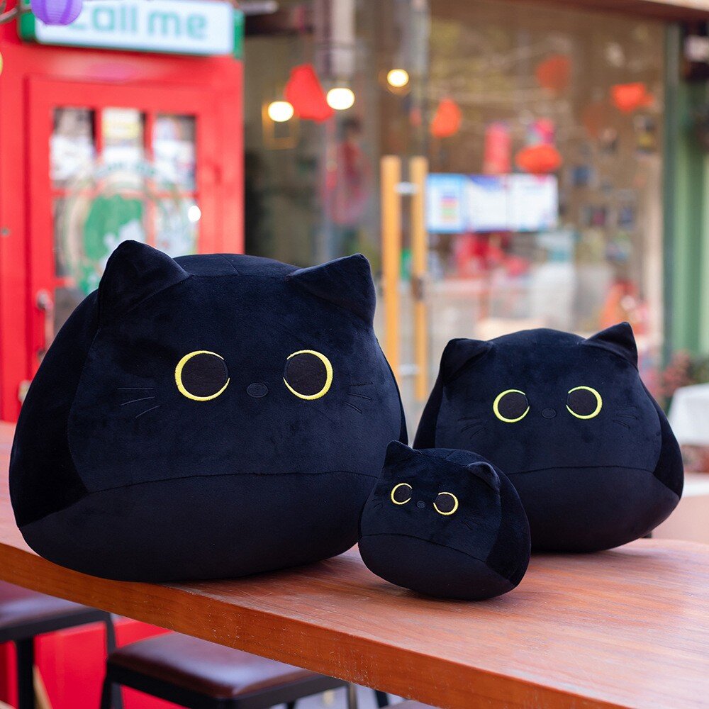 Plushie svart bollkatt