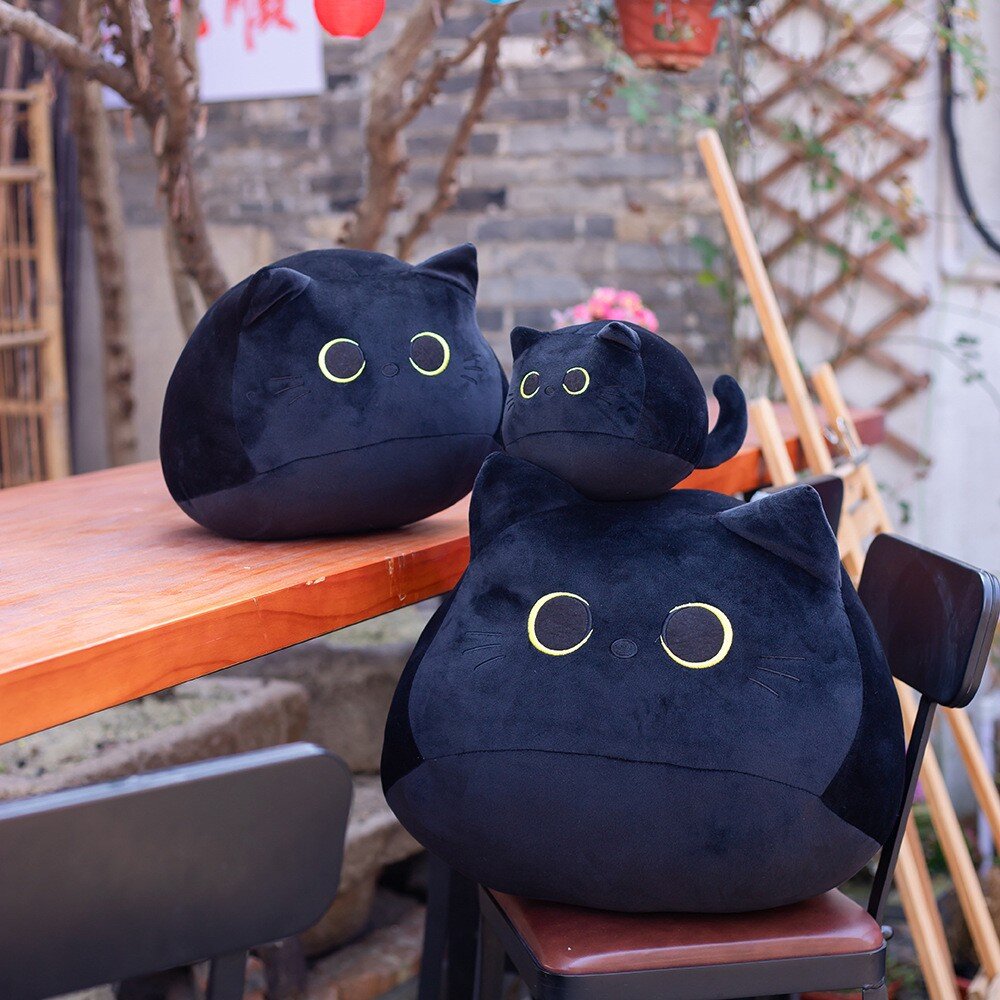Plushie svart bollkatt