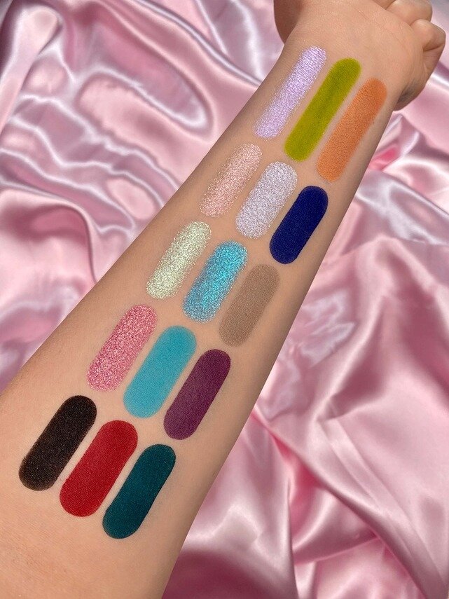 Cat Girl Chronicles Eyeshadow Palette