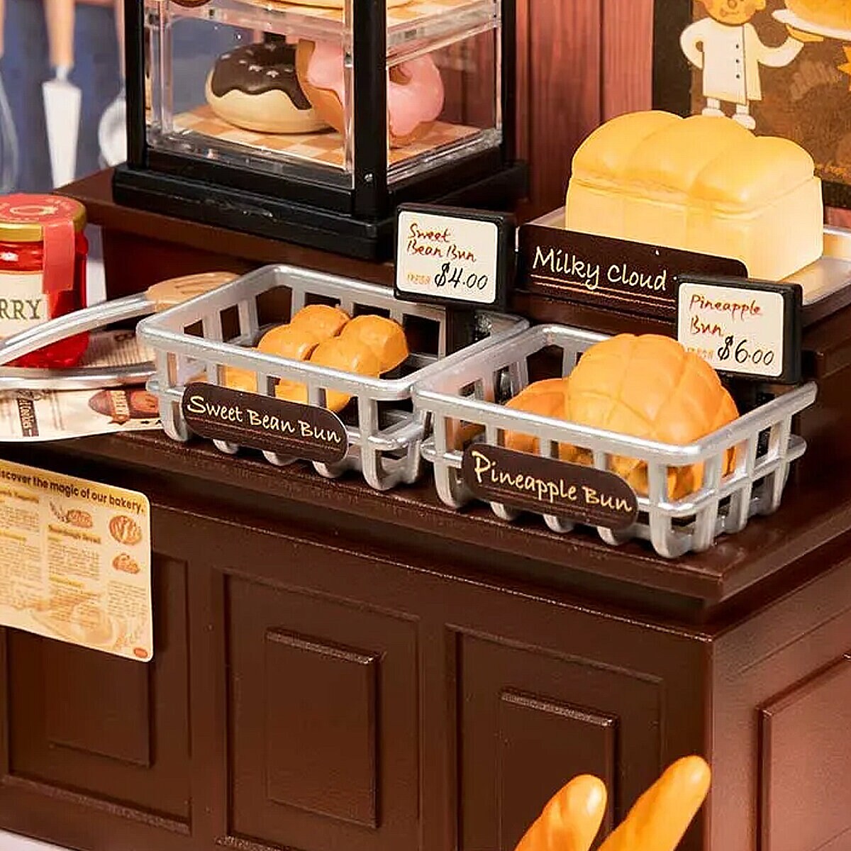 DIY Miniatyrmodell Butter Bakery House