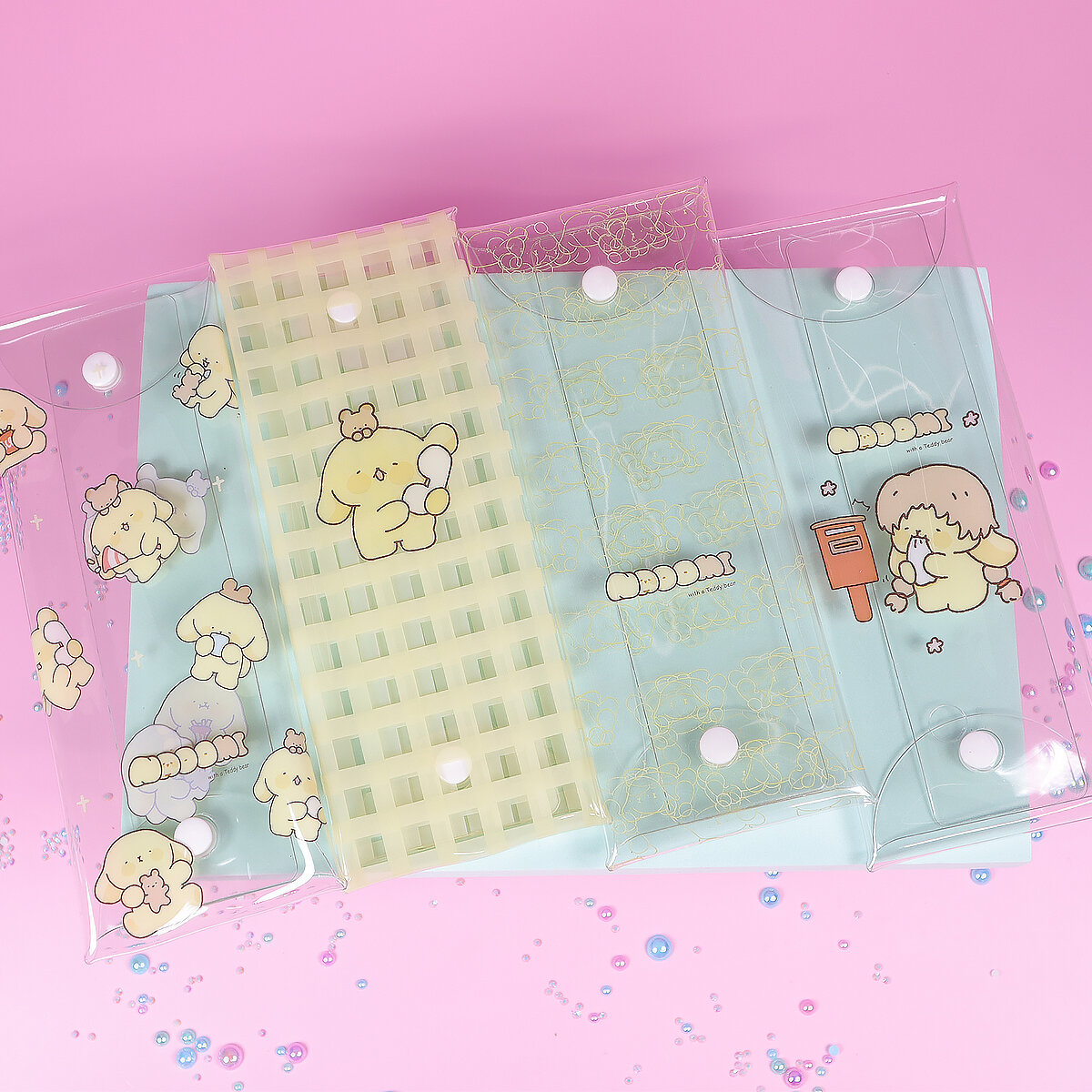 Naoomi transparent pennfodral
